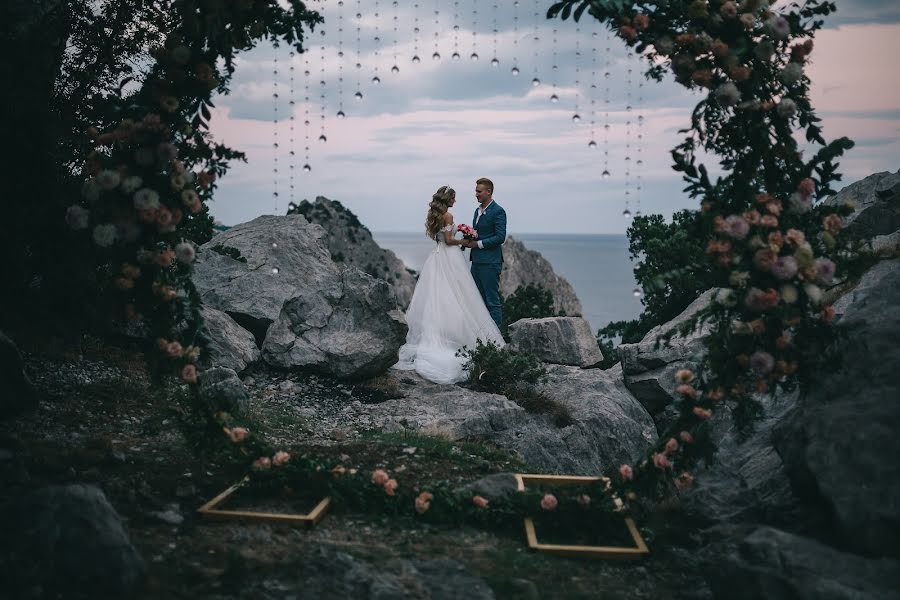 Fotógrafo de casamento Vitaliy Belov (beloff). Foto de 14 de outubro 2018