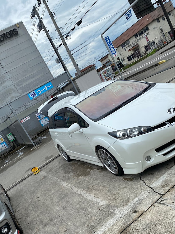 ウィッシュのzge22w・ウィッシュ20・ゴースト2ネオ・洗車・梅雨明け間近に関するカスタム事例の投稿画像1枚目