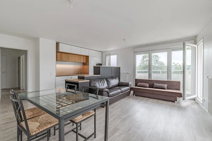 Salon et cuisine ouverte moderne - acheter Appartement à Châtenay-Malabry, 4 pièces, 3 chambres 6