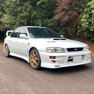 インプレッサ WRX GC8