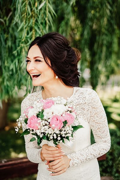 Jurufoto perkahwinan Tatyana Finogenova (tatafinn). Foto pada 26 Ogos 2019