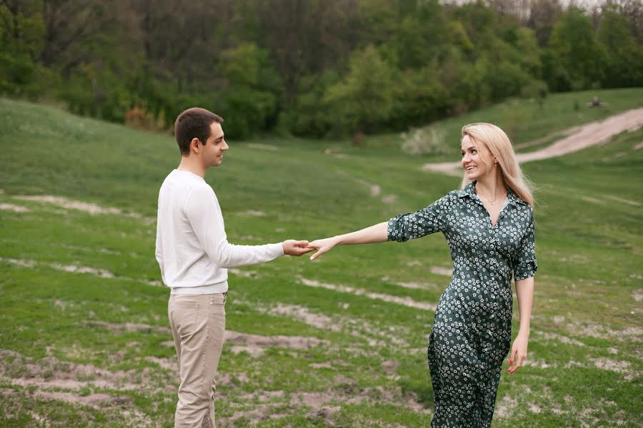 Huwelijksfotograaf Olesya Gulyaeva (fotobelk). Foto van 14 augustus 2020