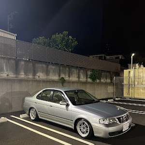 サニー FB15