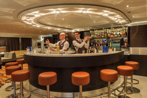 Avalon-Artistry-II-Bar.jpg - Meet new friends at the Panorama Lounge social hour when you sail Avalon Artistry II.