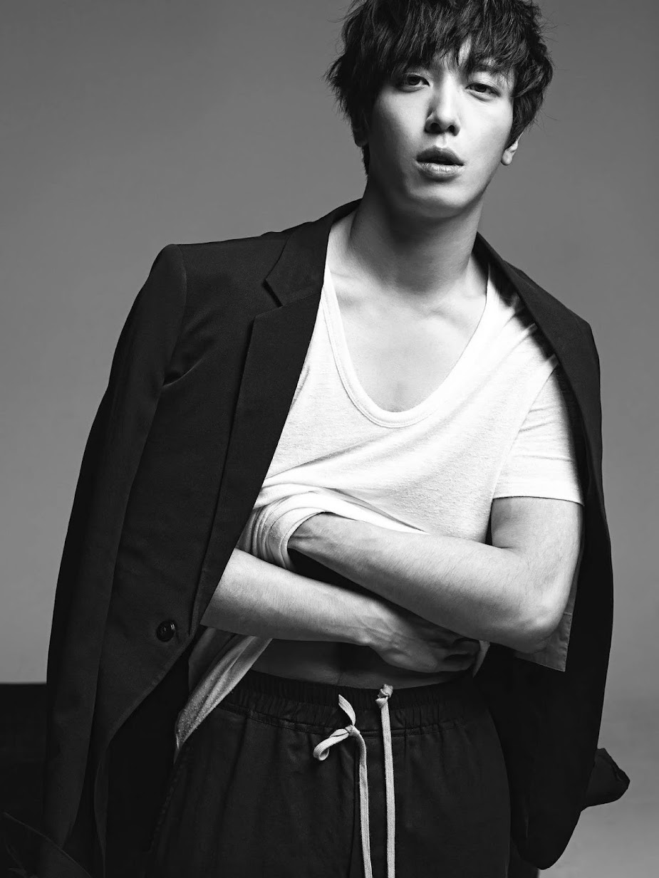 jung yong hwa