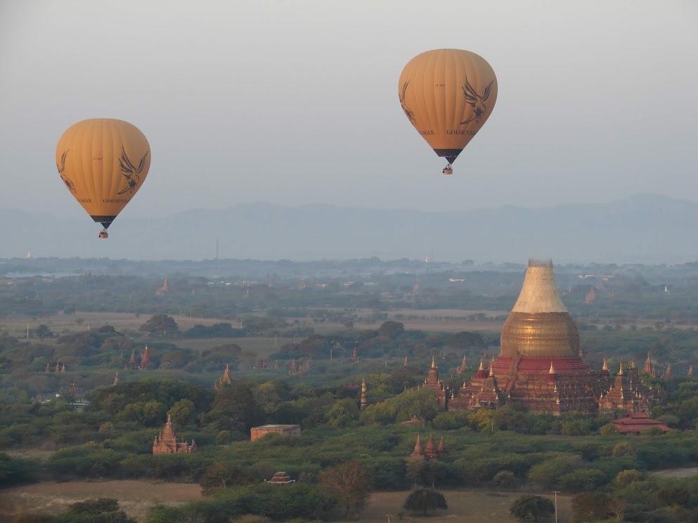 Golden Eagle Ballooning - bagan