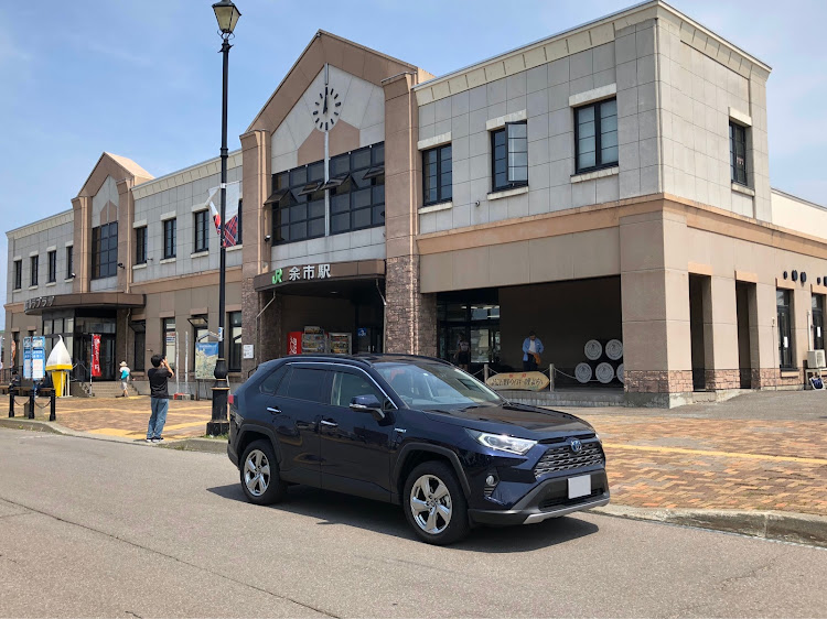 RAV4のrav4・右斜め前写真展に関するカスタム事例の投稿画像4枚目