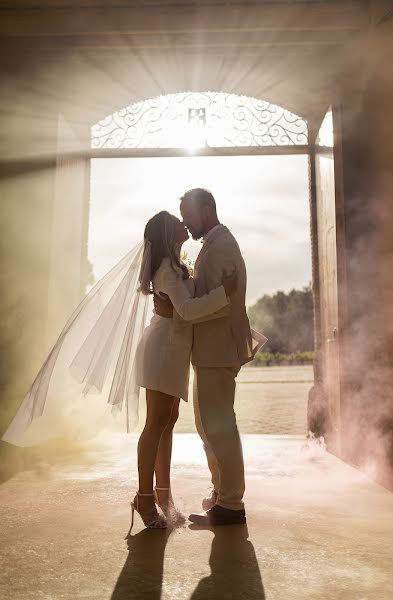 Fotógrafo de casamento Vlada Selyuta (vladaseluta). Foto de 29 de abril 2023