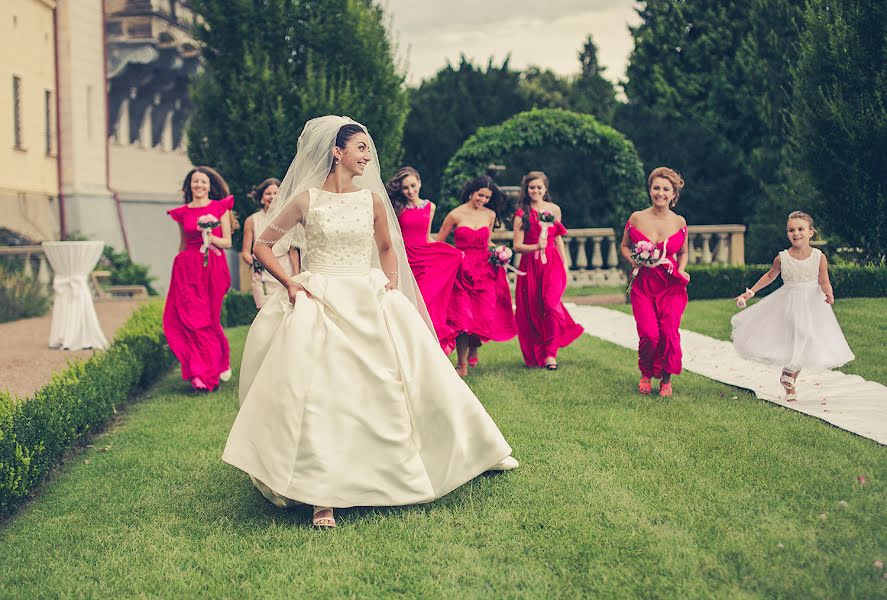 Fotógrafo de casamento Mikhail Rakovci (ferenc). Foto de 13 de agosto 2015