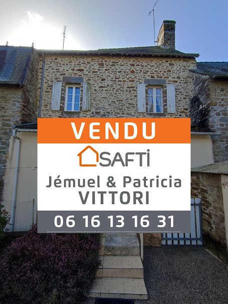 Vente maison 5 pièces 101 m² à Ernée (53500), 64 500 €