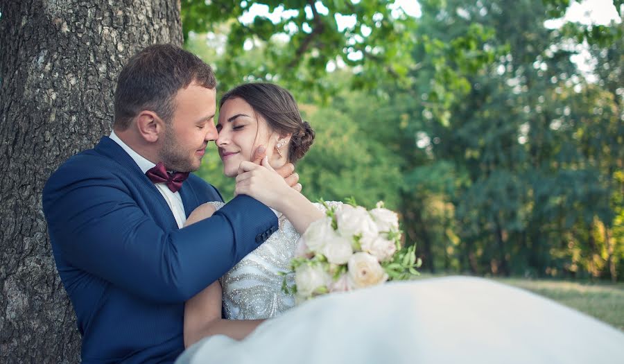 Fotógrafo de casamento Vitaliy Matviec (vmgardenwed). Foto de 31 de janeiro 2018