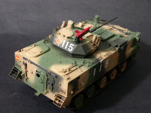 1/35 ZBD-03 IFV