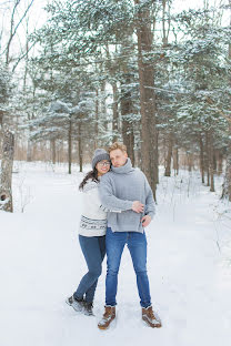 Wedding photographer Anastasiya Esaulenko (esaul52669). Photo of 28 February 2017