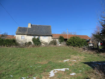 maison à Arpajon-sur-Cère (15)