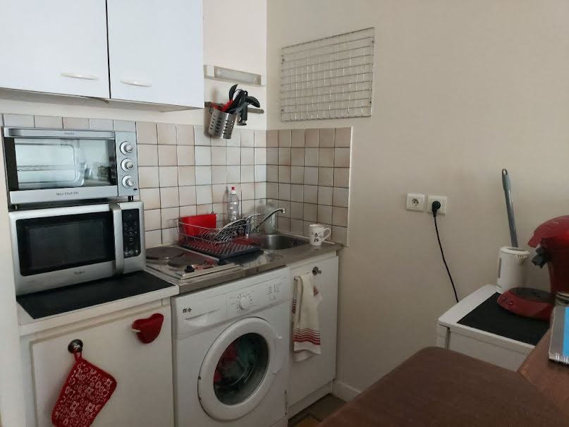 Location  appartement 1 pièce 26 m² à Limoges (87000), 306 €