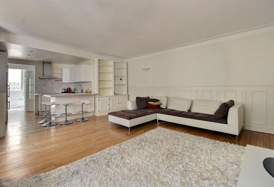 Location meublée appartement 4 pièces 69 m² à Paris 7ème (75007), 2 890 €