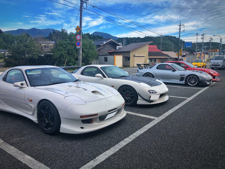 RX-7のBBQツーリング・蒜山・早朝ドライブは気持ちいい・鬼女台展望台休憩所・ダウンヒルスペシャリストに関するカスタム事例の投稿画像7枚目