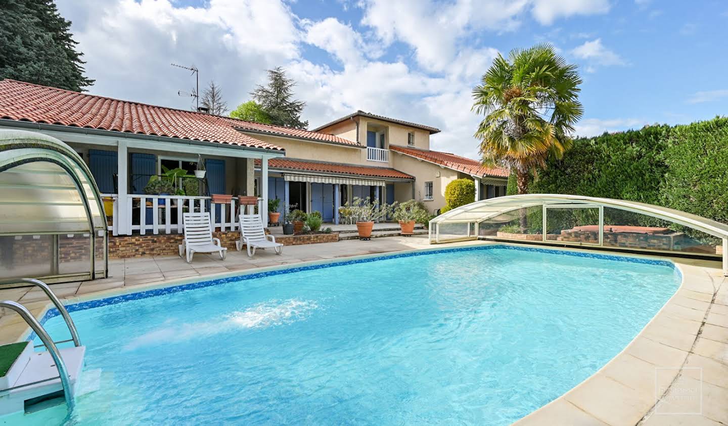 Maison avec piscine et terrasse Collonges-au-Mont-d'Or