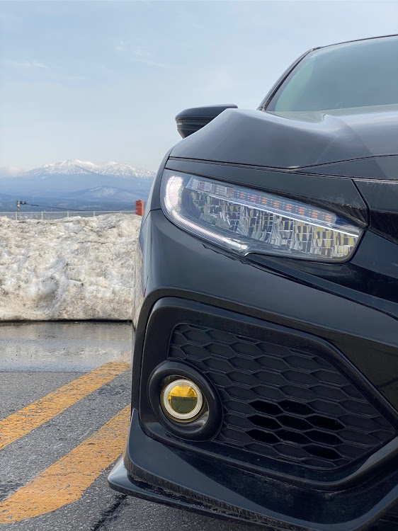 シビックのホンダ・シビックハッチバック・FK7・青森・山と愛車に関するカスタム事例の投稿画像1枚目