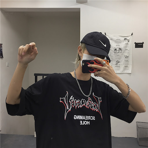 Title 3, Alphabet casual T-shirt