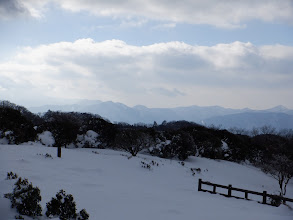 左から御池岳・三国岳・烏帽子岳・高倉山・鍋倉山など