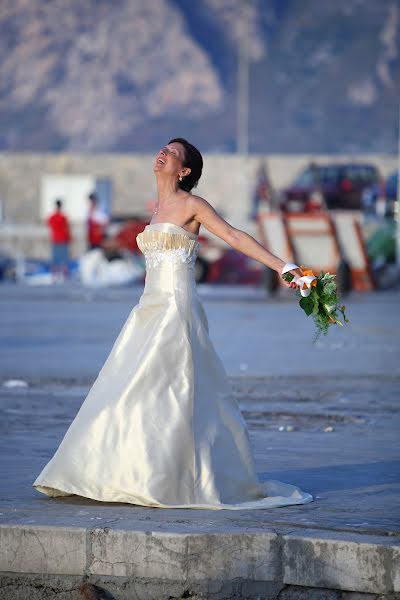 Fotografo di matrimoni Salvo Annaloro (salvoannaloro). Foto del 19 maggio 2016