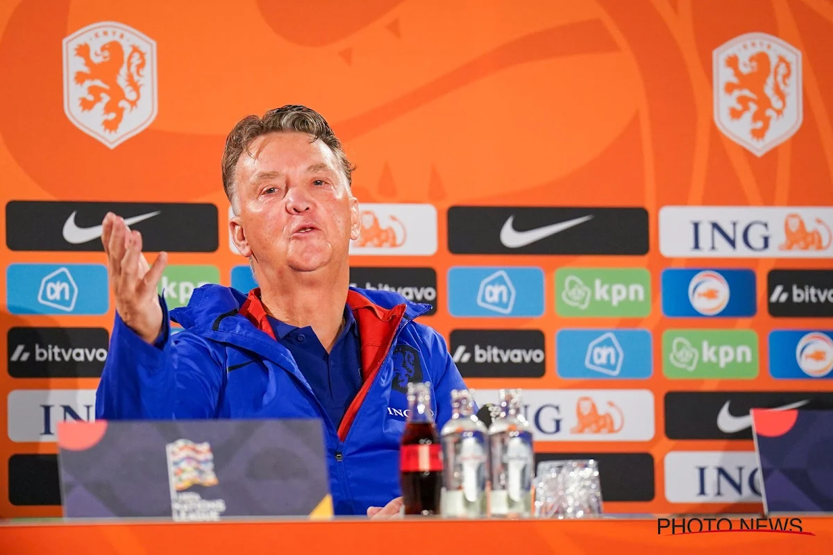 🎥 Vete tussen Nederlands bondscoach Van Gaal en journalist gaat door: "Hoeveel vragen mag hij stellen?"