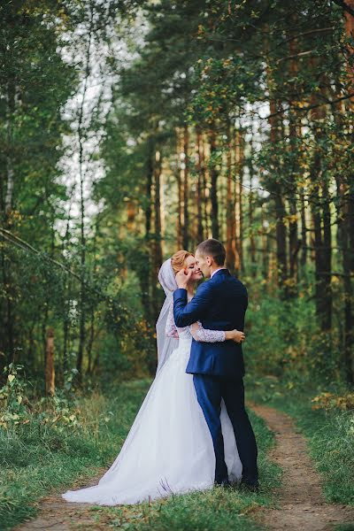 Fotógrafo de casamento Evgenia Nether (enether). Foto de 17 de outubro 2019