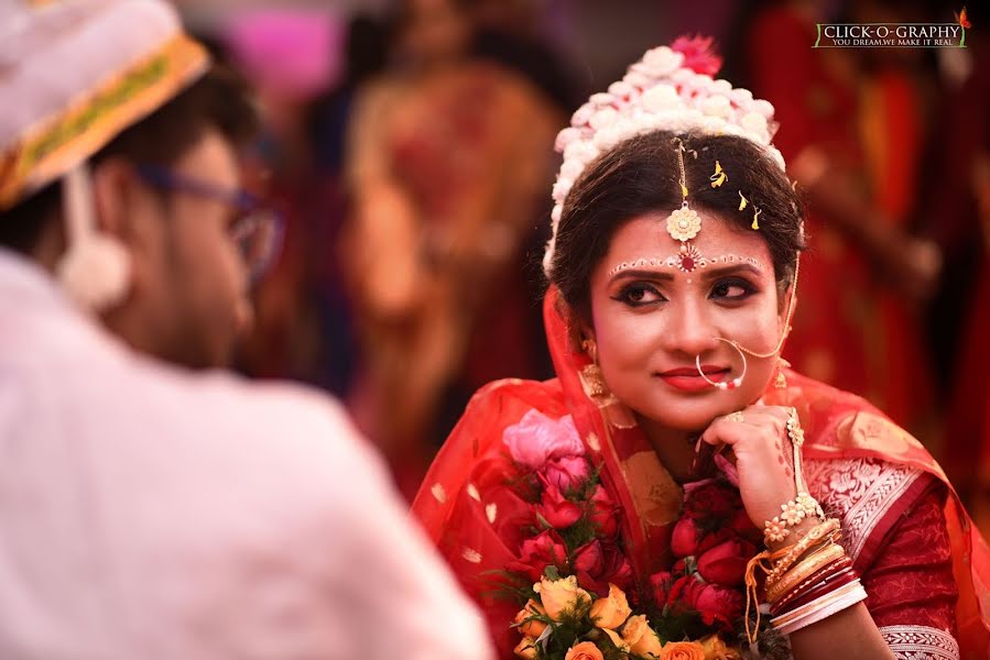 Wedding photographer Sandipta Sourav Paul (clickography10). Photo of 9 December 2020