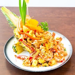 Gluten-Free Pineapple Fried Rice