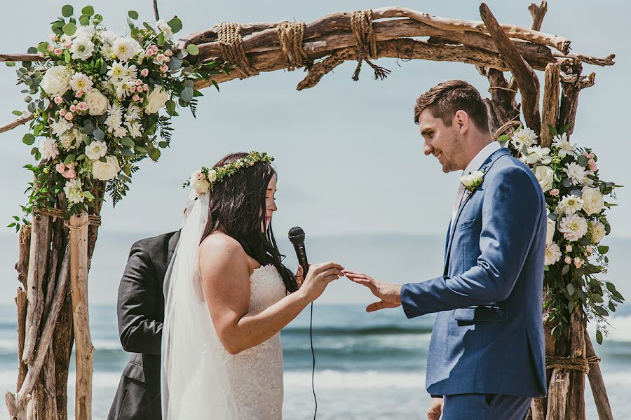 Wedding photographer Katelyn Barthlome (katelynbarthlome). Photo of 8 September 2019