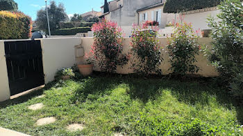 villa à Pezenas (34)