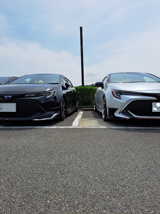 カローラスポーツの初‼️フォロワーさんと続編～‼️・また、よろしくお願いします・お疲れ様でしたに関するカスタム事例の投稿画像6枚目