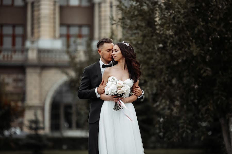 Fotógrafo de casamento Mikhail Belkin (mishabelkin). Foto de 14 de novembro 2018