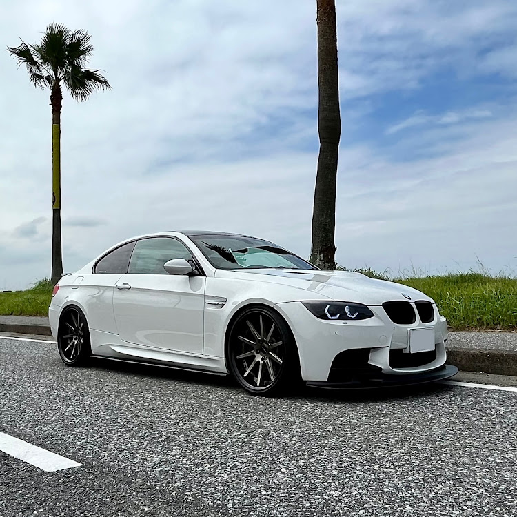M3 クーペのBMW・ドライブ・E92M3・千葉フォルニア・30秒だけ停めましたに関するカスタム事例の投稿画像2枚目