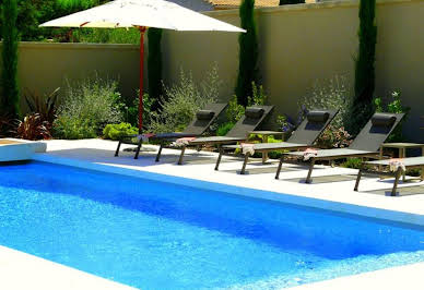 Property with pool and garden 5