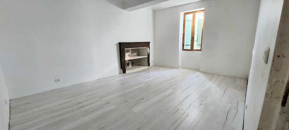 Vente maison 5 pièces 177 m² à Barbentane (13570), 379 000 €