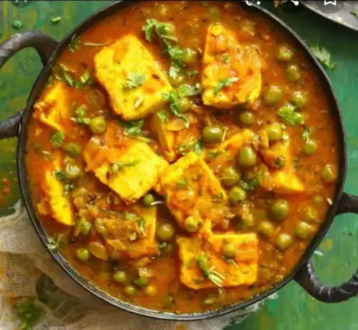 Matar Paneer