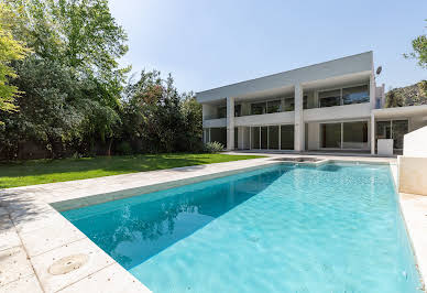 House with garden and terrace 1