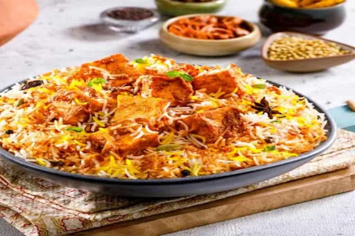 Lucknow Paneer Dum Biryani