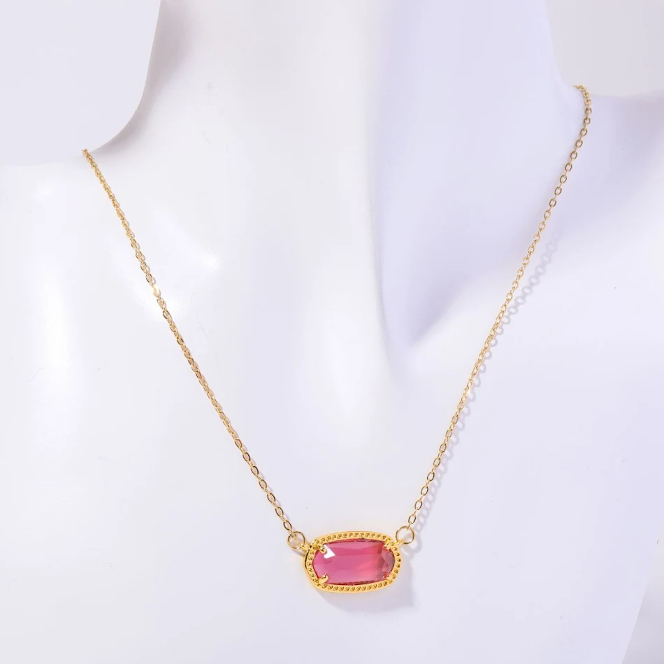 Ketting met 12 natuurlijke geboortestenen, een bijzonder cadeau. Gepersonaliseerde sieraden met unieke edelstenen voor elke maand. Draag de jouwe!