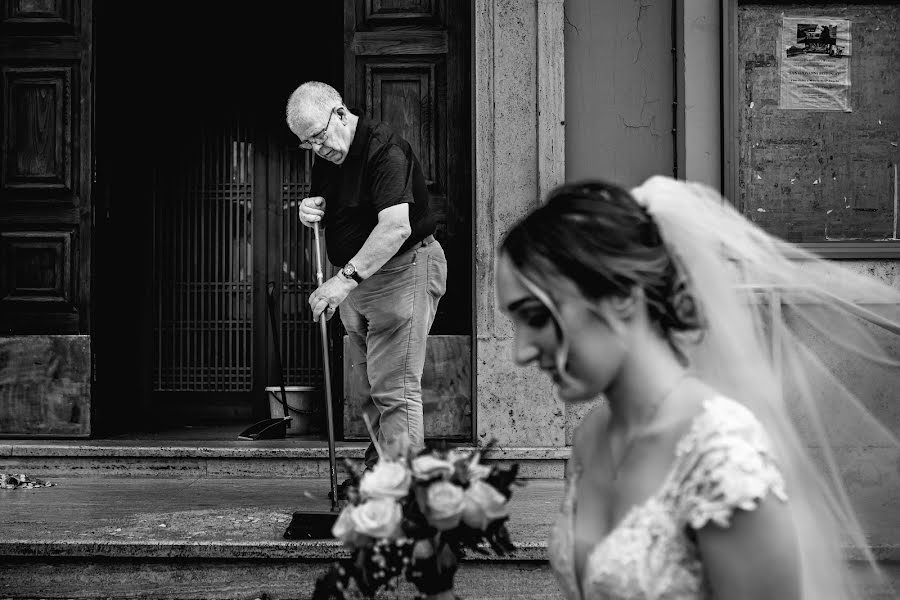 Fotógrafo de casamento Dario Graziani (graziani). Foto de 28 de junho 2023