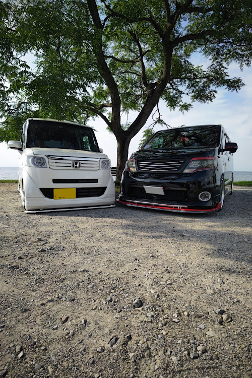 セレナのお盆休み・C25セレナ・NーBOX・ぱぱーんさん来阪・セレナ仲間に感謝します😌に関するカスタム事例の投稿画像3枚目