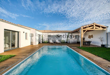 Maison avec piscine en bord de mer 18