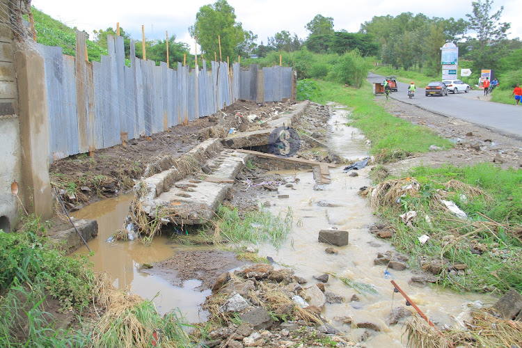 A security wall belonging to the Tuff Foam mattresses company and factory in Athi River that fell due to the heavy ongoing rainfal