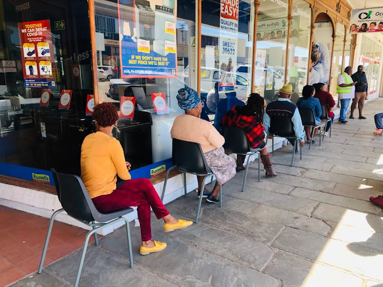 Members of the C19JOC in Cradock were actively encouraging social distancing on a busy Monday morning when marshals provided chairs for shoppers queuing outside Ochse pharmacy.