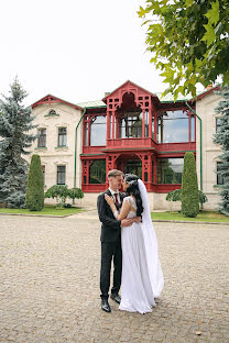 Jurufoto perkahwinan Cristina Melenciuc (cristinamelenciu). Foto pada 22 Disember 2023