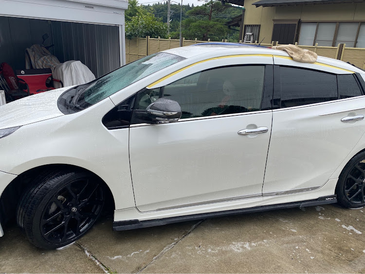 プリウスのプリウス50・綺麗になりました✨・雨上がりの朝・洗車・ドライブに関するカスタム事例の投稿画像2枚目