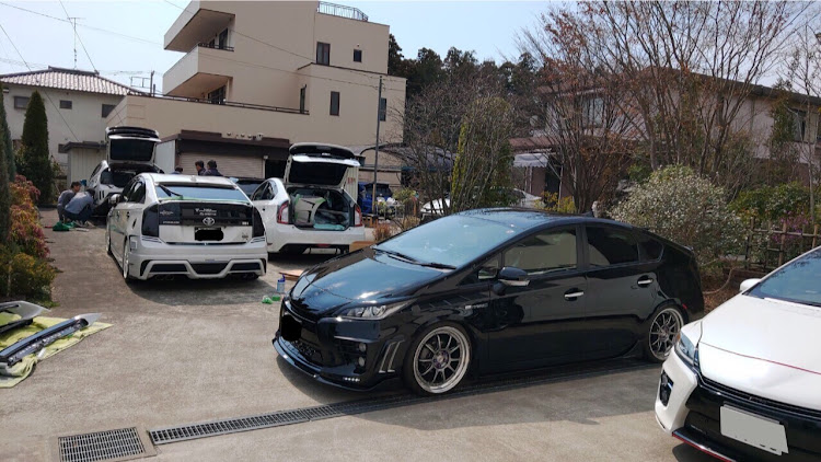 プリウス G'sのけんずぃさん・画像加工・エアロスタビライジングフィン・レーダー探知機に関するカスタム事例の投稿画像3枚目