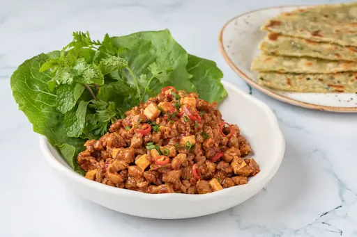 Tobanjung Pork With Lettuce & Pancakes